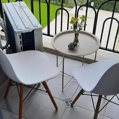 Апартамент J'adore Secret Garden Pool View *